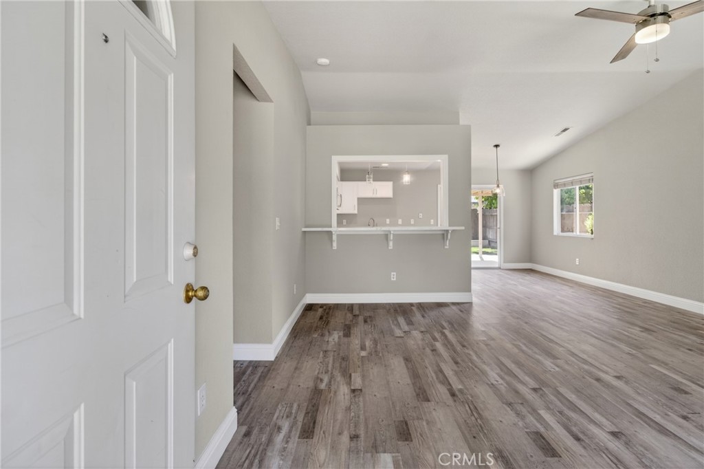 336 Serano Street Merced, CA 95341 - Photo 5 of 36