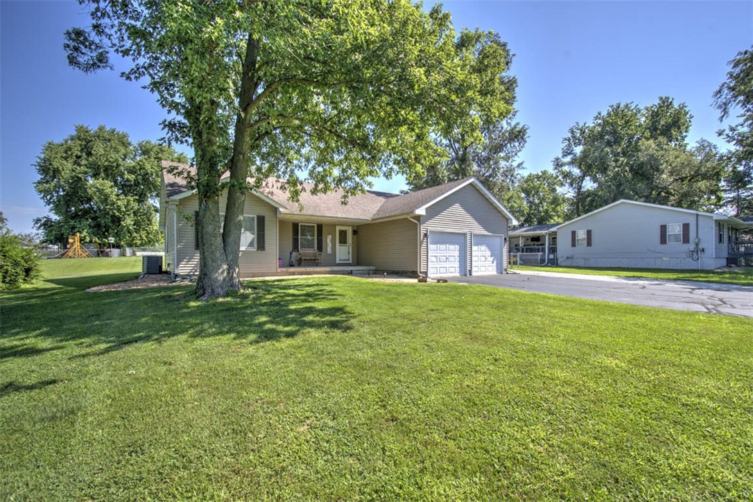 5620 East Firehouse Road Decatur, IL 62521 - Photo 3 of 22