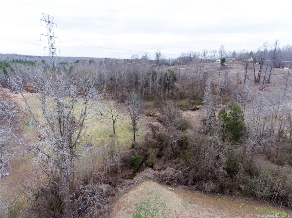 2759 Greenleaf Road Clover, SC 29710 - Photo 20 of 27 Gallery Image 20