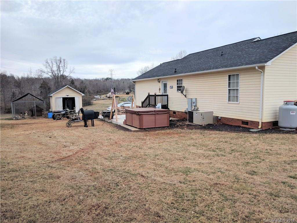 2759 Greenleaf Road Clover, SC 29710 - Photo 24 of 27 Gallery Image 24