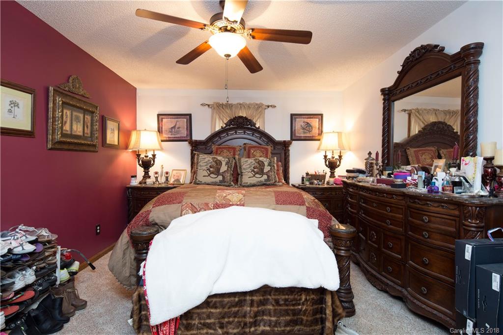 2759 Greenleaf Road Clover, SC 29710 - Photo 8 of 27 Gallery Image 8