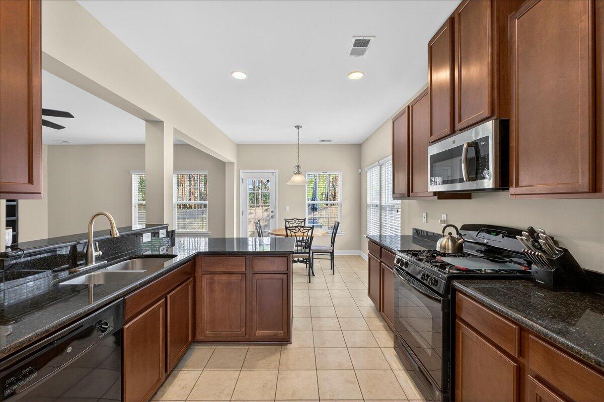 3657 Pimmit Place Ladson, SC 29456 - Photo 8 of 42 08-janiley - DSC06567