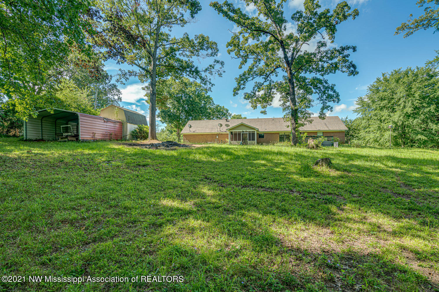 7720 County Line Road Coldwater, MS 38618 - Photo 28 of 29 214437_28-snapsold-screen-7720-county-li