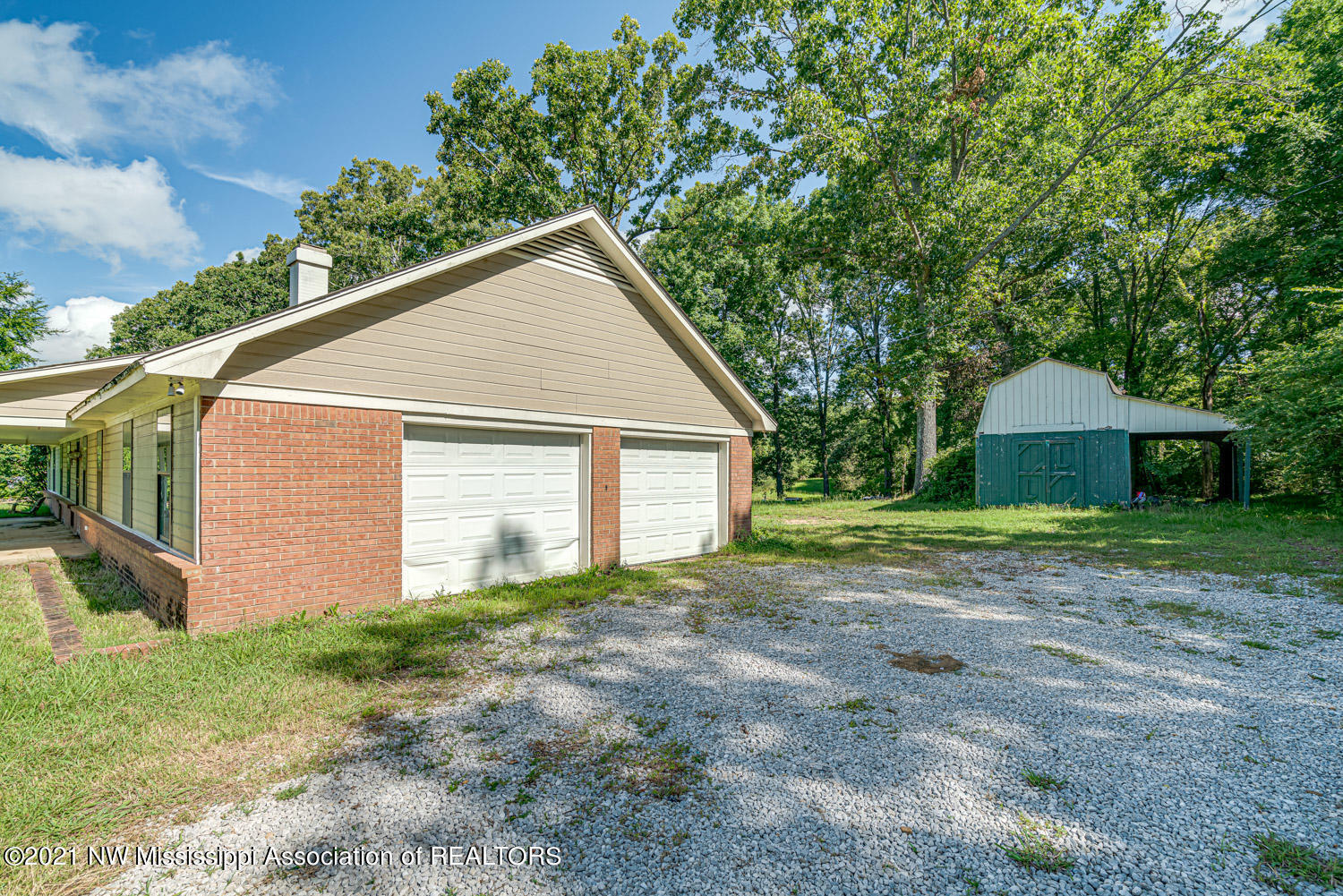 7720 County Line Road Coldwater, MS 38618 - Photo 3 of 29 214437_3-snapsold-screen-7720-county-lin