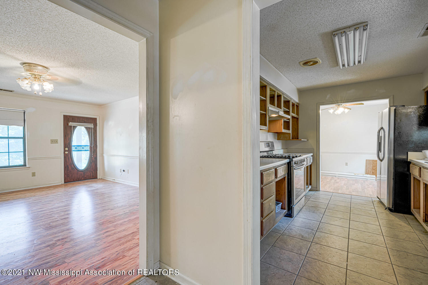 7720 County Line Road Coldwater, MS 38618 - Photo 10 of 29 214437_10-snapsold-screen-7720-county-li