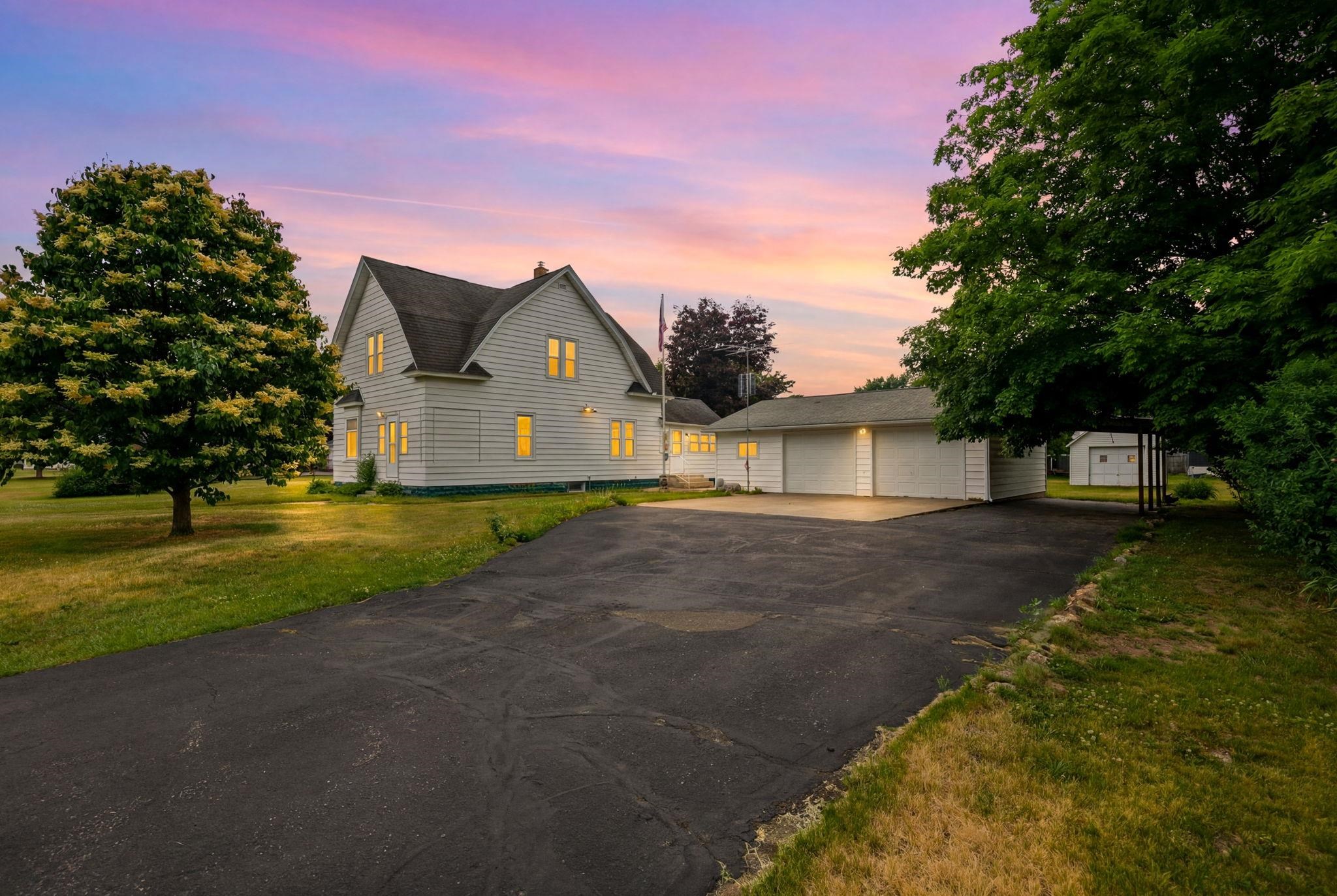 106 South 7th Street Avoca, WI 53506 - Photo 1 of 56