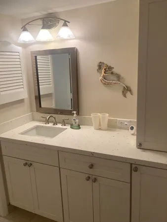 $259,900 | 1600 Southeast Dixie Highway, Unit 13204, Jensen Beach, FL 34957