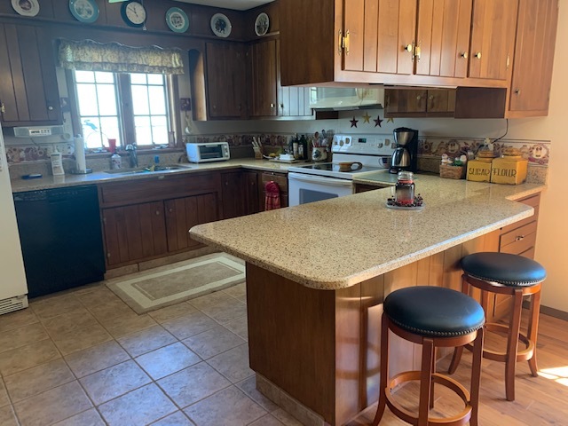 1301 Brookside Drive Rochelle, IL 61068 - Photo 8 of 38