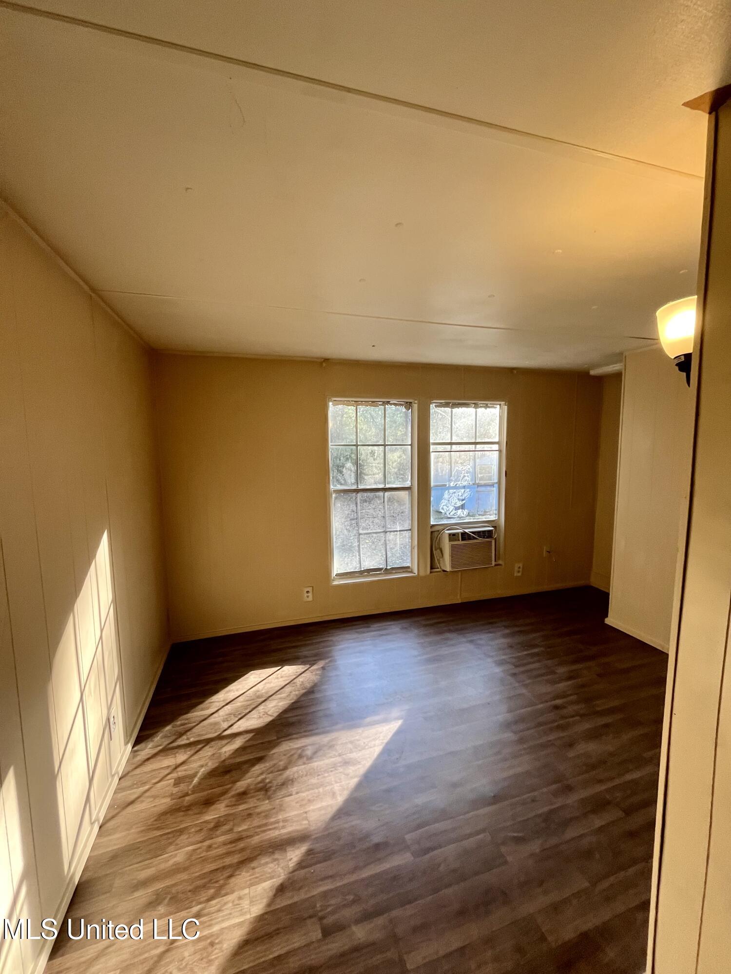 9748 Limu Way Diamondhead, MS 39525 - Photo 22 of 44 IMG_1080