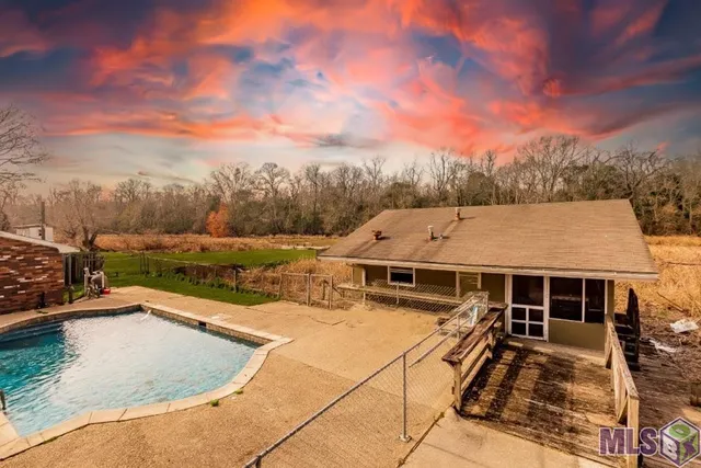 $220,000 | 30200 La Highway, Plaquemine, LA 70764