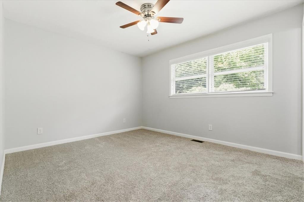 2705 Lincoln Court Northwest Atlanta, GA 30318 - Photo 14 of 25