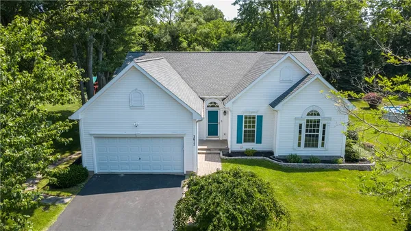$375,000 | 3672 Deer Meadow Run, Walworth, NY 14502