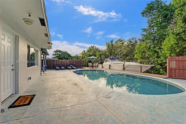 $4,600 | 3730 Southwest 47th Court, Dania Beach, FL 33312