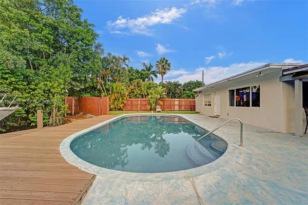 $4,600 | 3730 Southwest 47th Court, Dania Beach, FL 33312