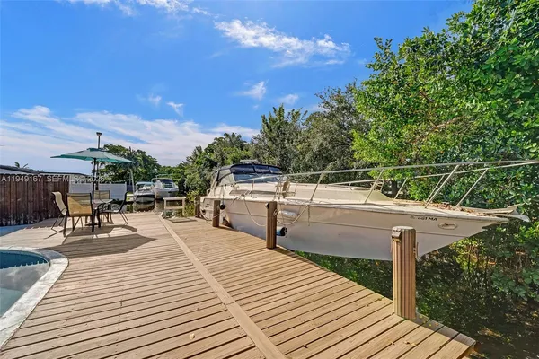 $4,600 | 3730 Southwest 47th Court, Dania Beach, FL 33312