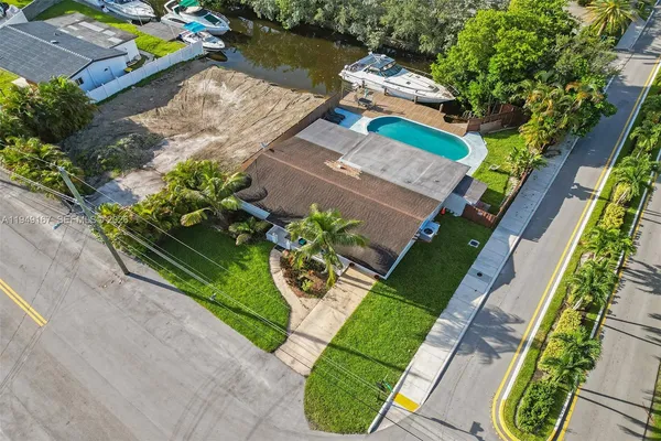 $4,600 | 3730 Southwest 47th Court, Dania Beach, FL 33312