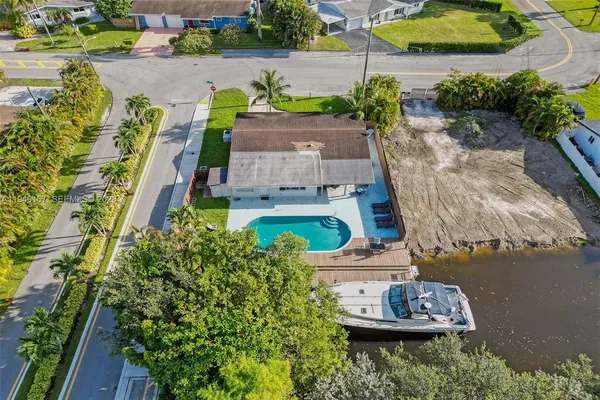 $4,600 | 3730 Southwest 47th Court, Dania Beach, FL 33312