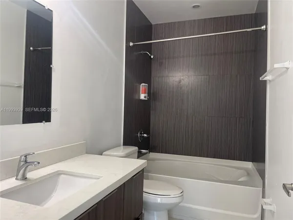 $3,500 | 1813 Madison Street, Unit 2, Hollywood, FL 33020
