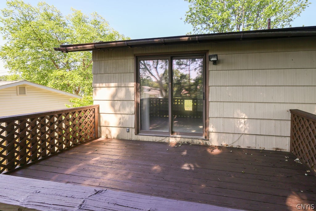 210 Floradale Road Liverpool, NY 13088 - Photo 31 of 38