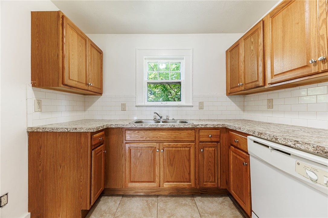 1652 Buffalo Road Gates, NY 14624 - Photo 14 of 25 Gallery Image 14