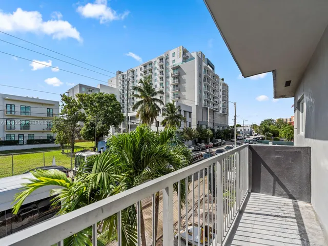 $2,500 | 300 Northwest 7th Avenue, Unit 1, Miami, FL 33128