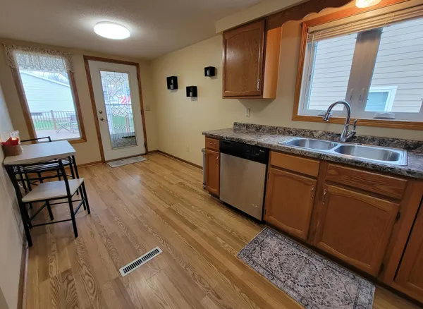 $449,000 | 4018 North Eagle Road, Willmar, MN 56201