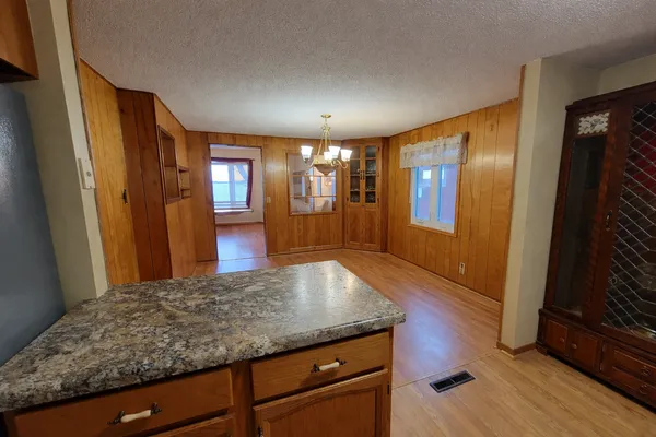 $449,000 | 4018 North Eagle Road, Willmar, MN 56201