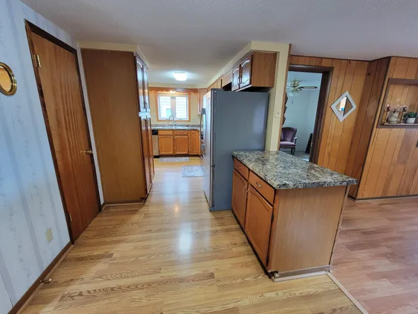 $449,000 | 4018 North Eagle Road, Willmar, MN 56201