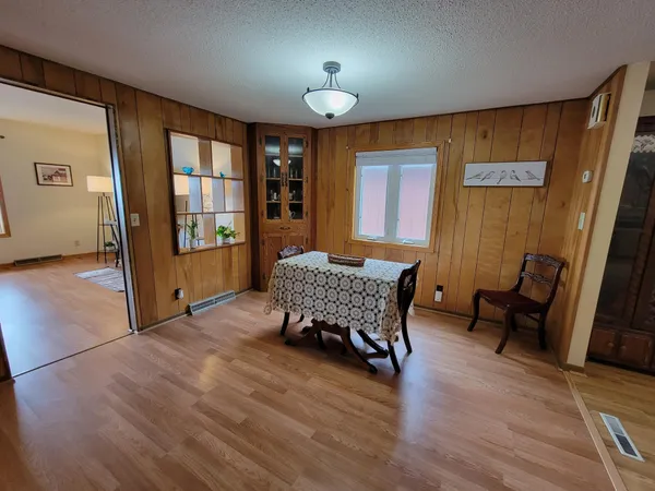 $449,000 | 4018 North Eagle Road, Willmar, MN 56201
