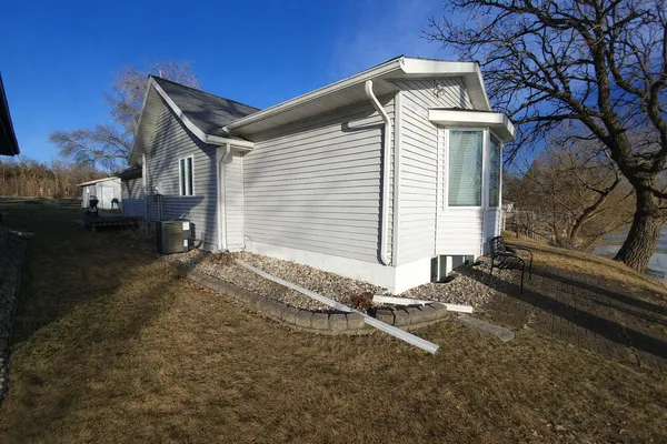 $449,000 | 4018 North Eagle Road, Willmar, MN 56201