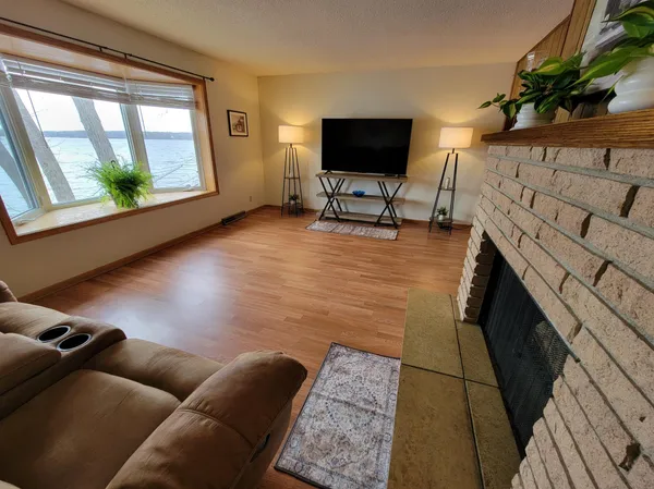 $449,000 | 4018 North Eagle Road, Willmar, MN 56201