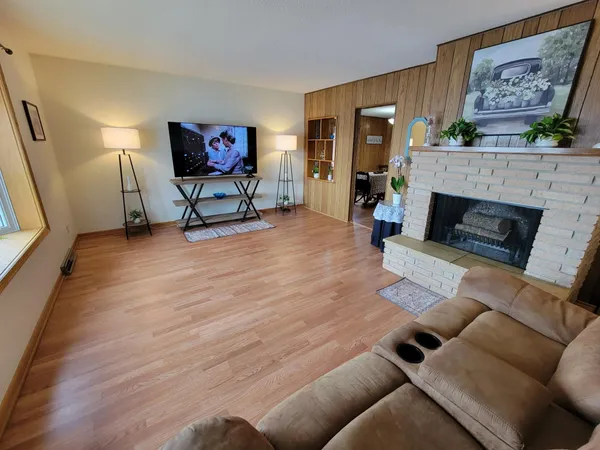 $449,000 | 4018 North Eagle Road, Willmar, MN 56201