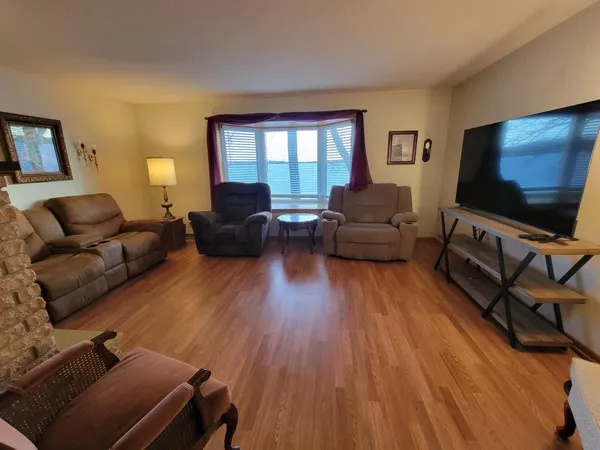 $449,000 | 4018 North Eagle Road, Willmar, MN 56201