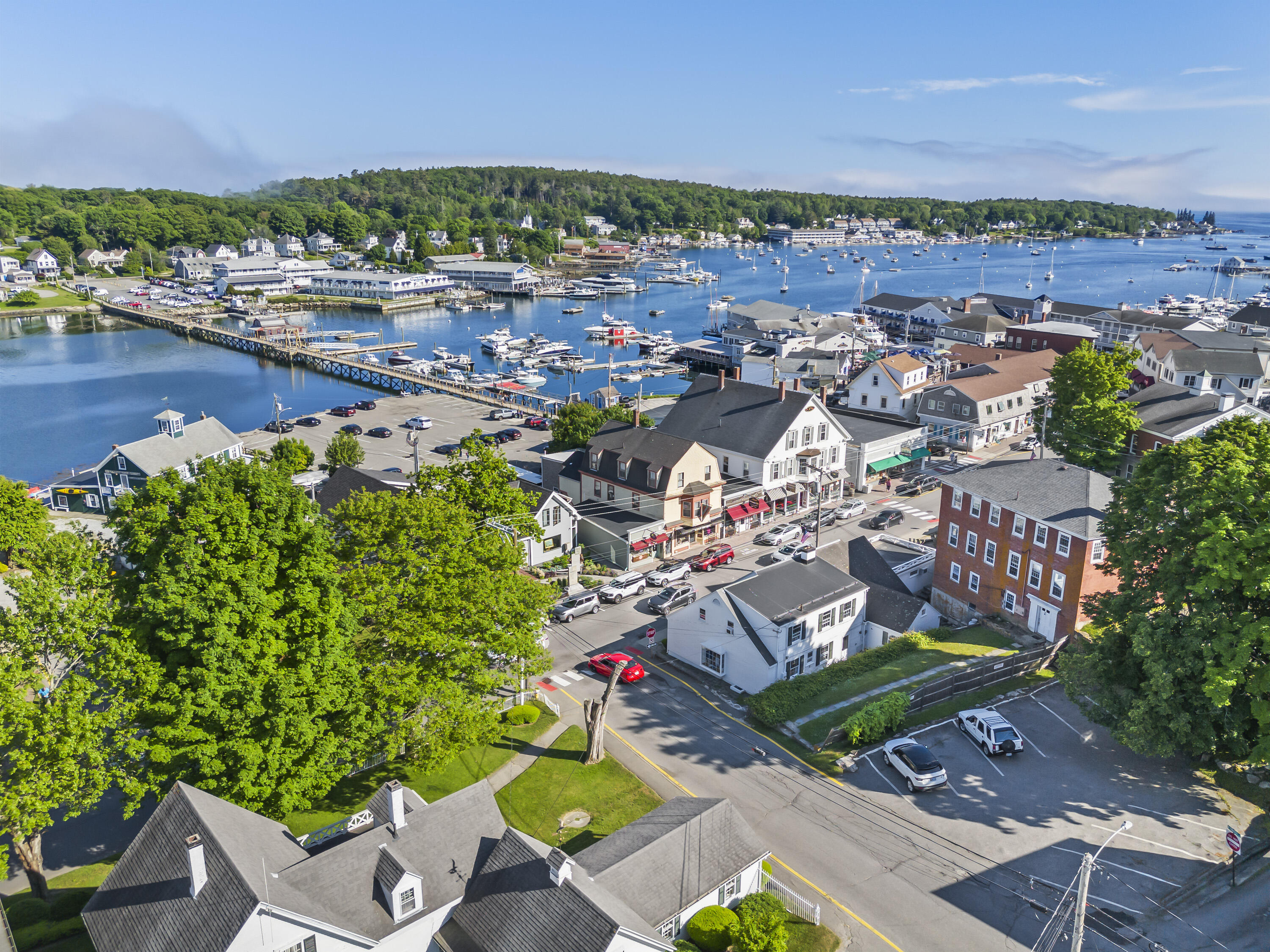 27 Townsend Avenue Boothbay Harbor, ME 04538 - Photo 11 of 69 27 Townsend Ave_115