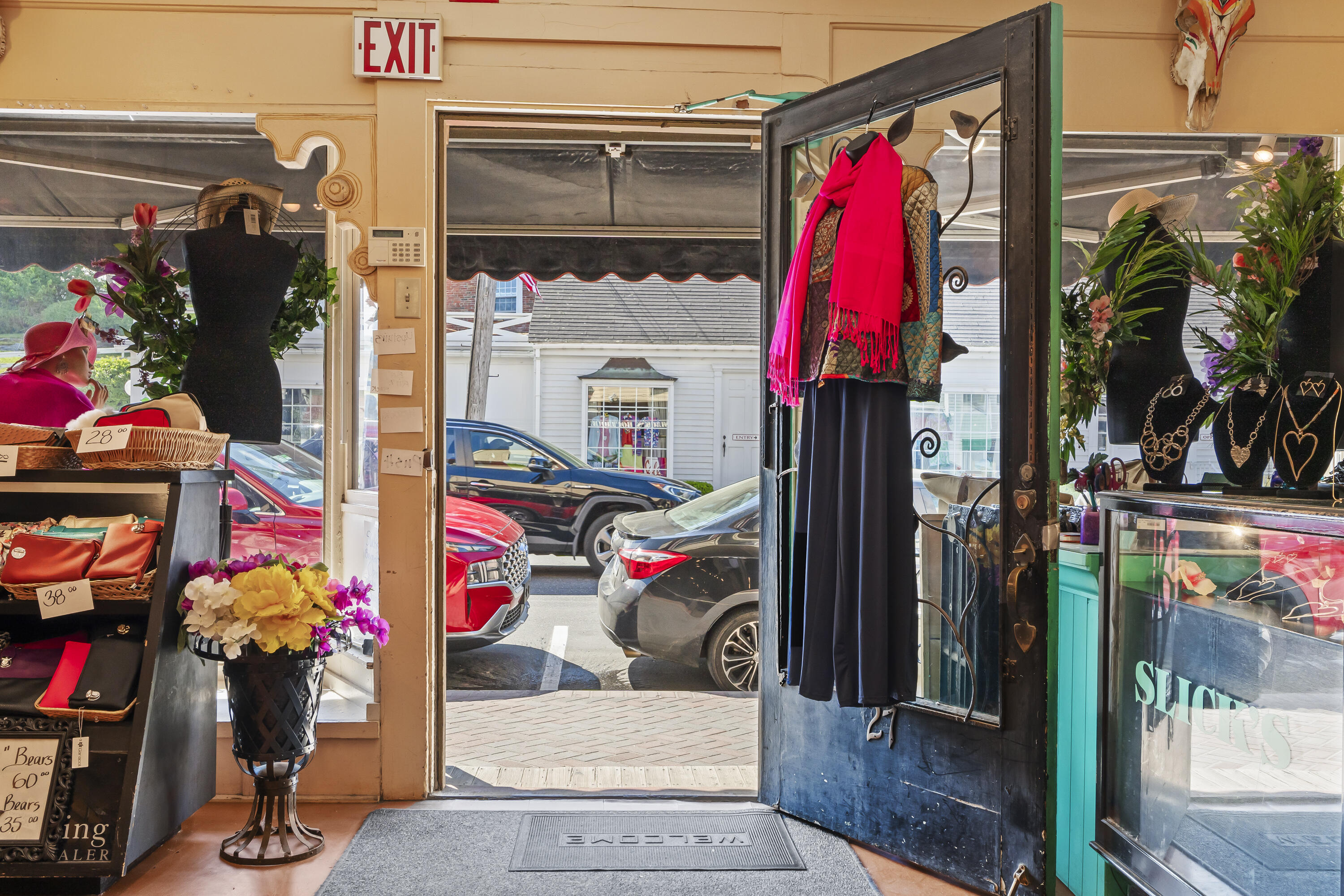 27 Townsend Avenue Boothbay Harbor, ME 04538 - Photo 12 of 69 27 Townsend Ave_151