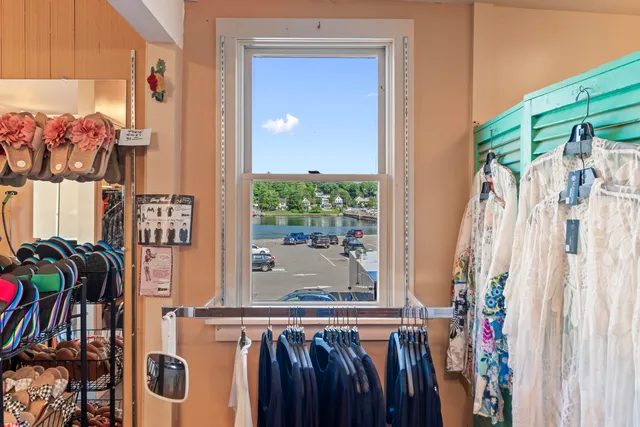 $799,000 | 27 Townsend Avenue, Boothbay Harbor, ME 04538