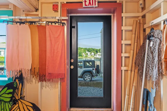 $799,000 | 27 Townsend Avenue, Boothbay Harbor, ME 04538