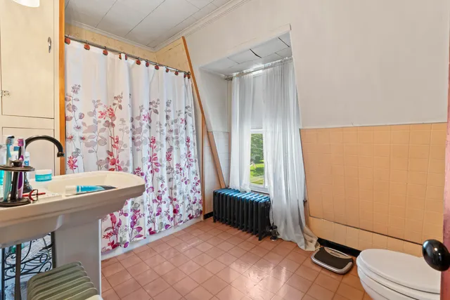 $799,000 | 27 Townsend Avenue, Boothbay Harbor, ME 04538