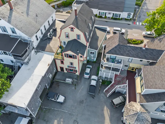 $799,000 | 27 Townsend Avenue, Boothbay Harbor, ME 04538