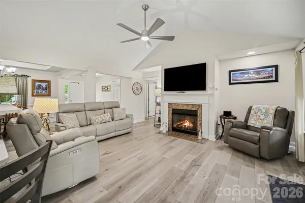 $535,000 | 3048 Glenmoor Road, Unit 6, York, SC 29745