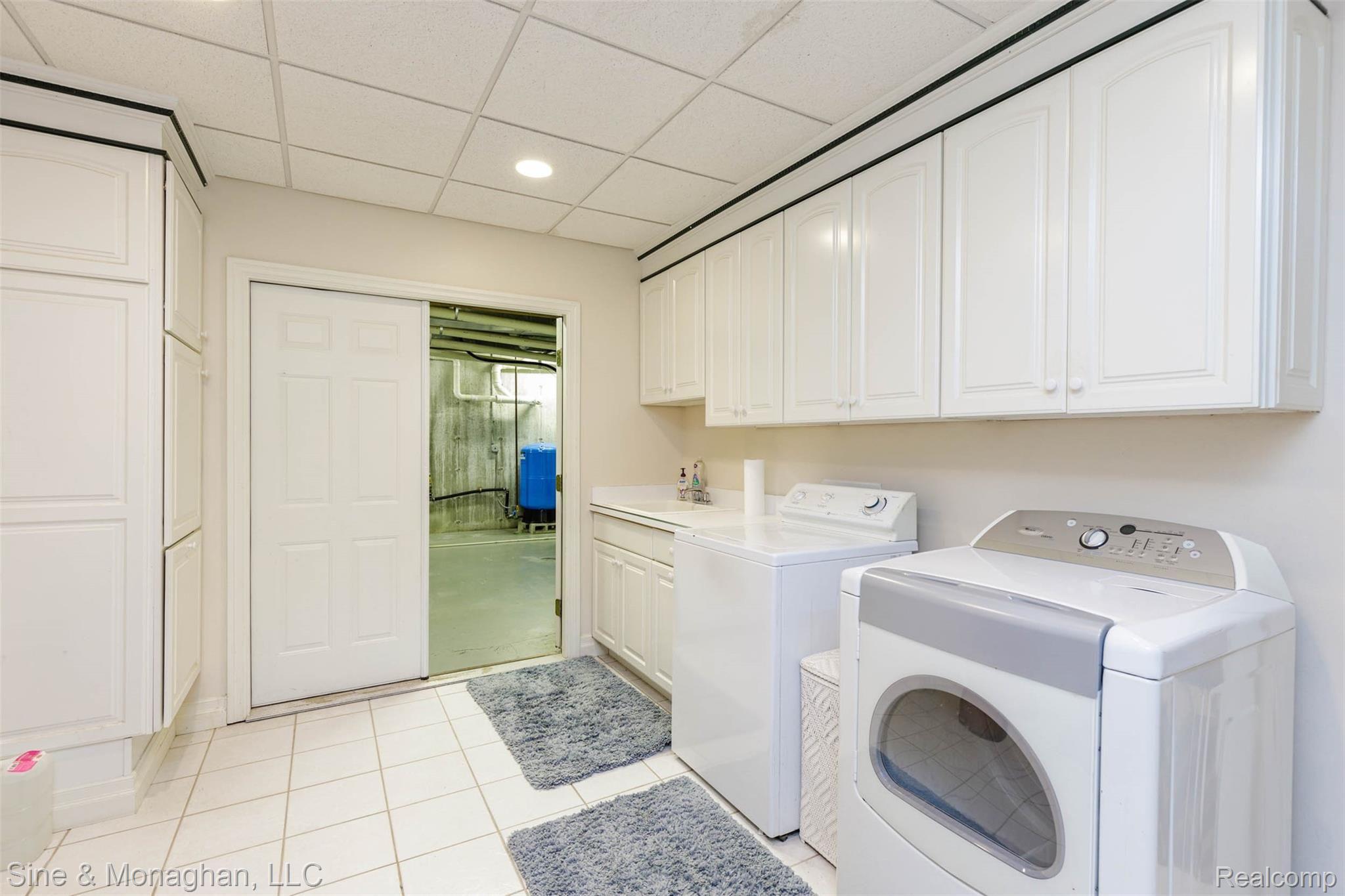 4784 Ketchum Road St. Clair, MI 48079 - Photo 32 of 83 32 LL LAUNDRY ROOM 4784 Ketchum Rd.jpg