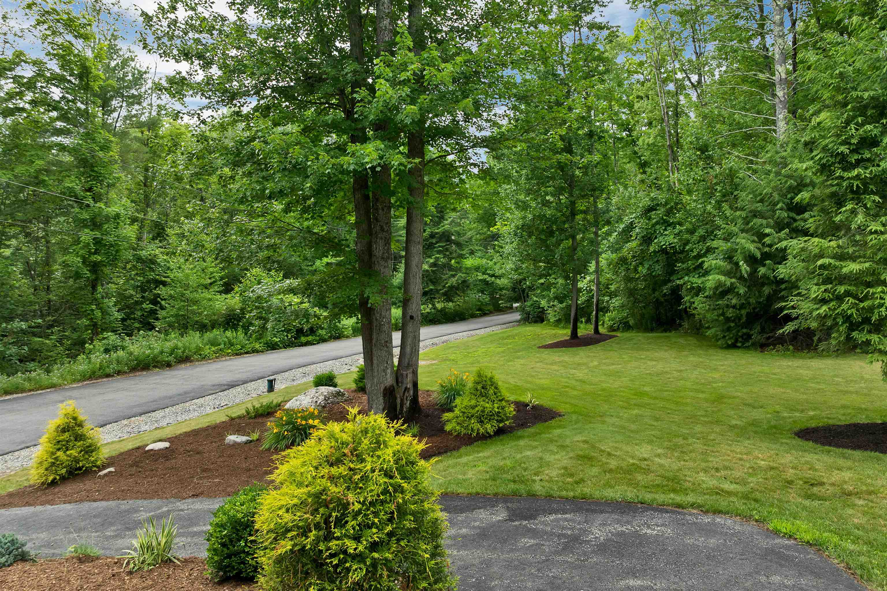 142 Raymond Road Nottingham, NH 03290 - Photo 31 of 38