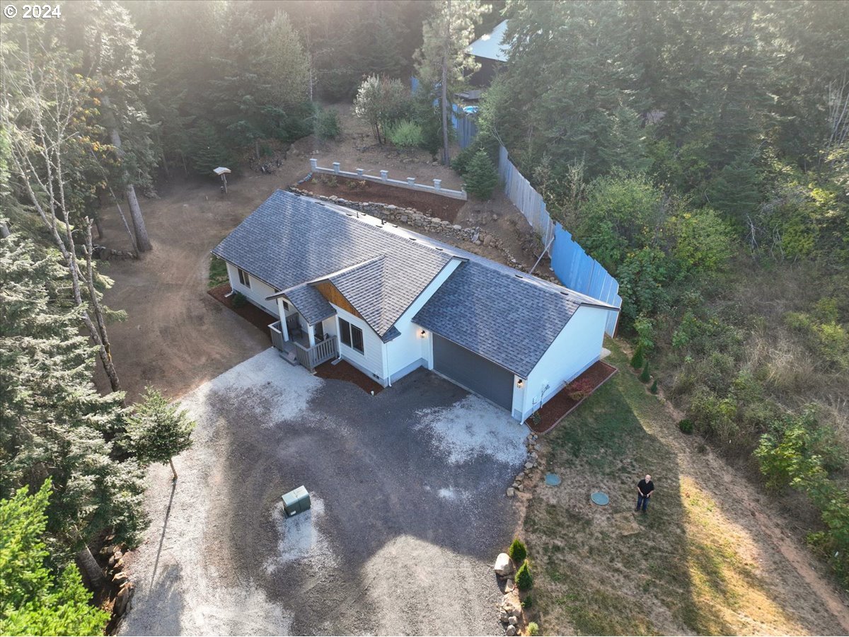 8 Barr Road White Salmon, WA 98672 - Photo 4 of 41 Gallery Image 4