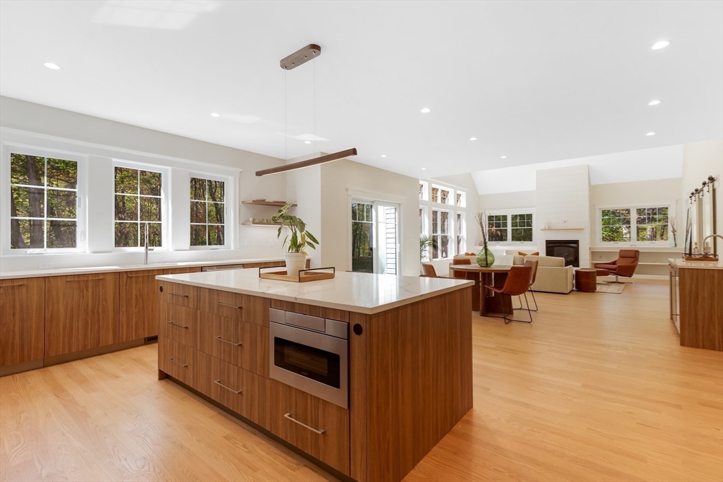 11 Cuba Street Andover, MA 01810 - Photo 8 of 42