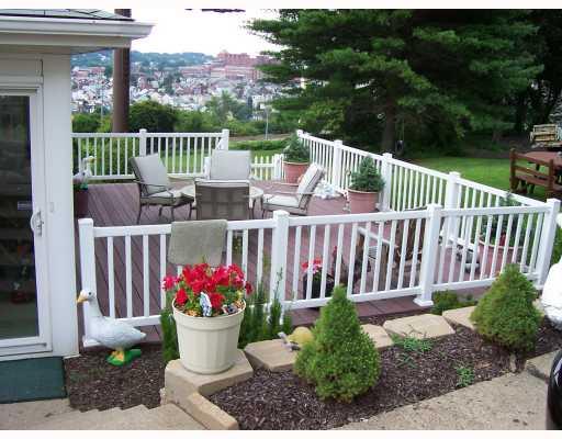 3612 Ridgway Street Pittsburgh, PA 15213 - Photo 11 of 18 Patio/Deck. New 20x16 Trex deck with raiilngs and city views!