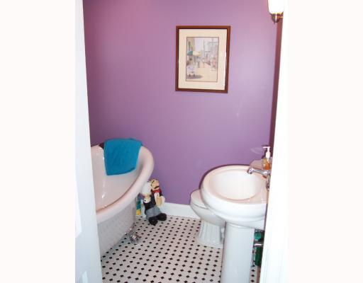 3612 Ridgway Street Pittsburgh, PA 15213 - Photo 17 of 18 Other. NEW CERAMIC TILE BATH 1ST FLOOR!