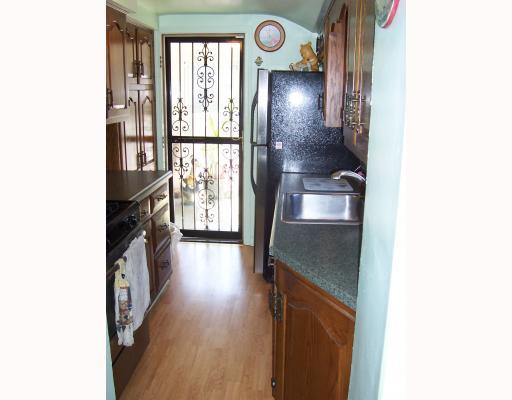 3612 Ridgway Street Pittsburgh, PA 15213 - Photo 8 of 18 Kitchen. UPDTD KITCHEN W/NEW STAINLESS APPLIANCES