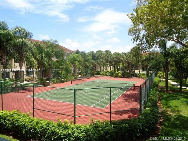 540 South Park Road, Unit 159 Hollywood, FL 33021 - Photo 10 of 19