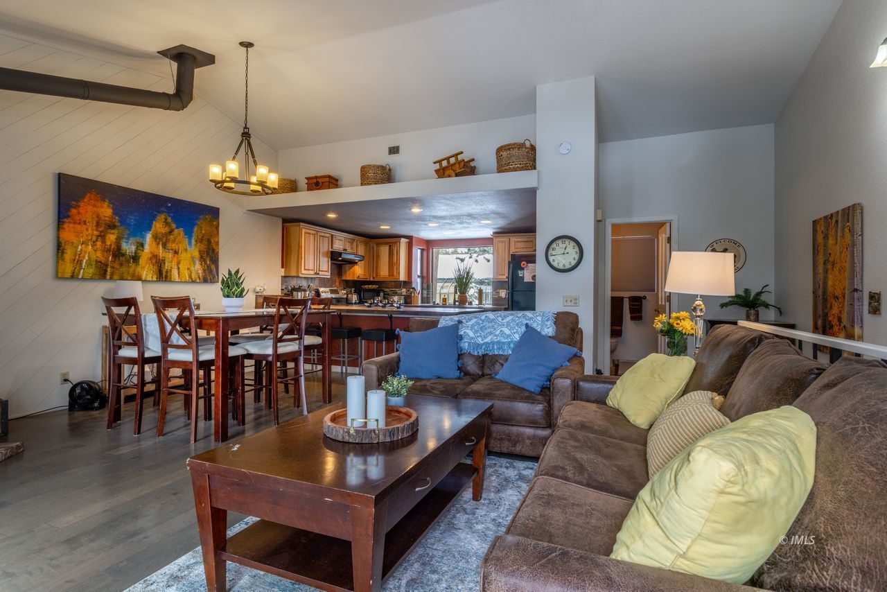 384 Joaquin Road, Unit 38 Mammoth Lakes, CA 93546 - Photo 8 of 30 Untitled