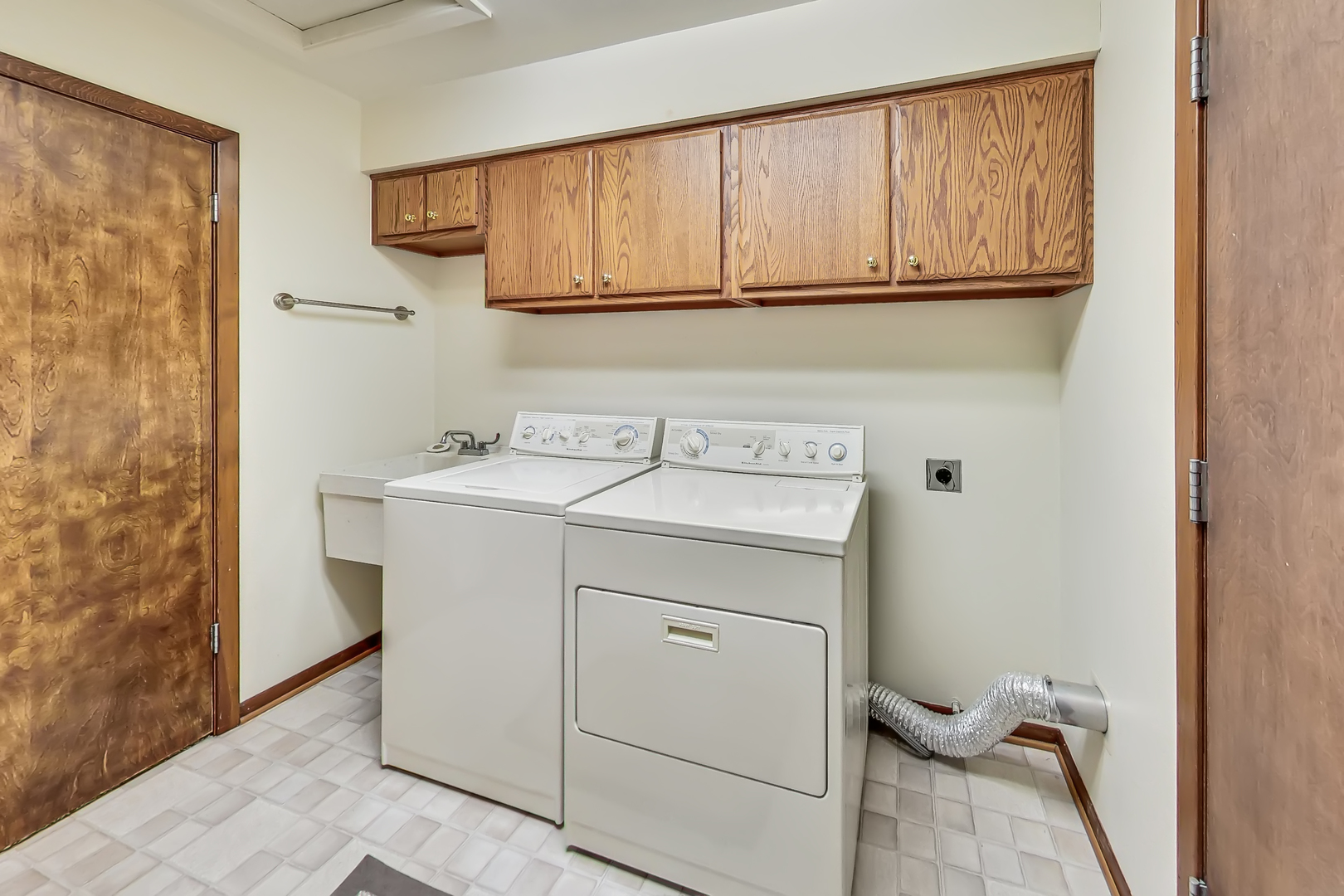 20374 Lea Road Deer Park, IL 60010 - Photo 19 of 31 Gallery Image 19